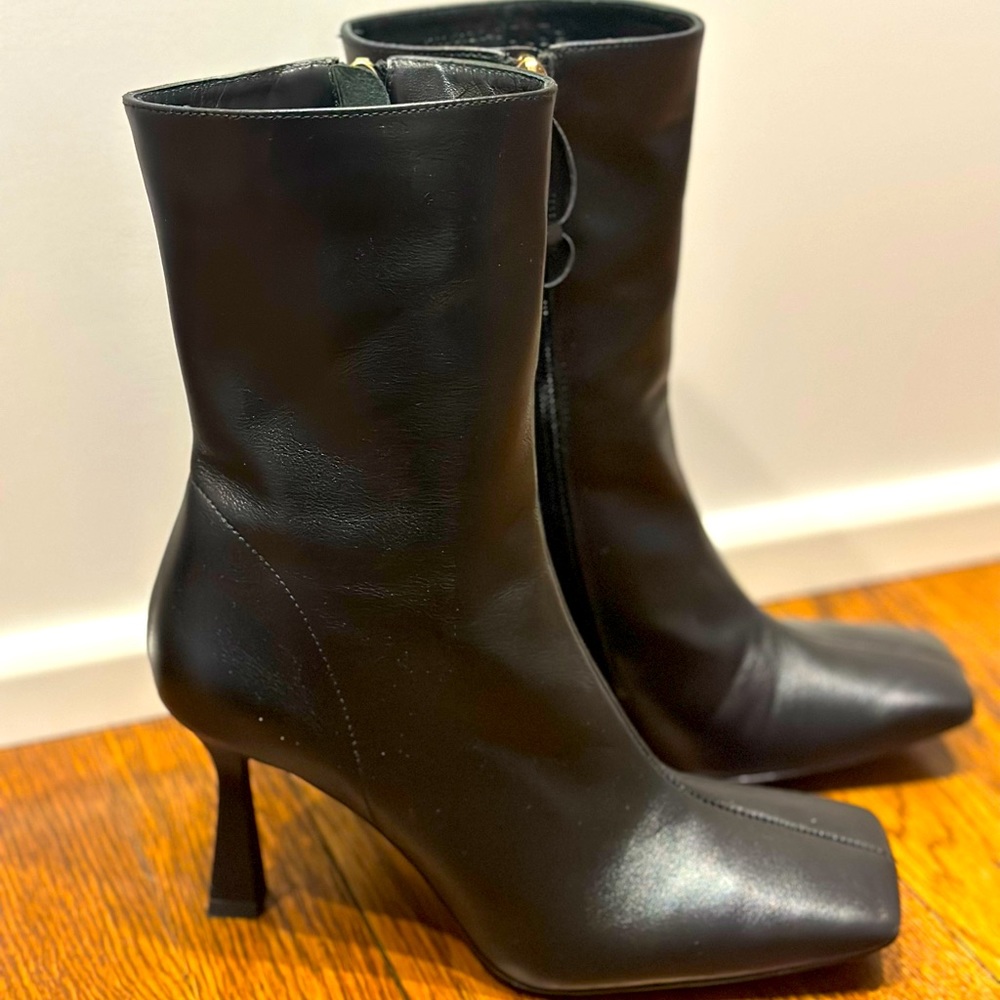 Zara Leather boots with square toe - EU 37